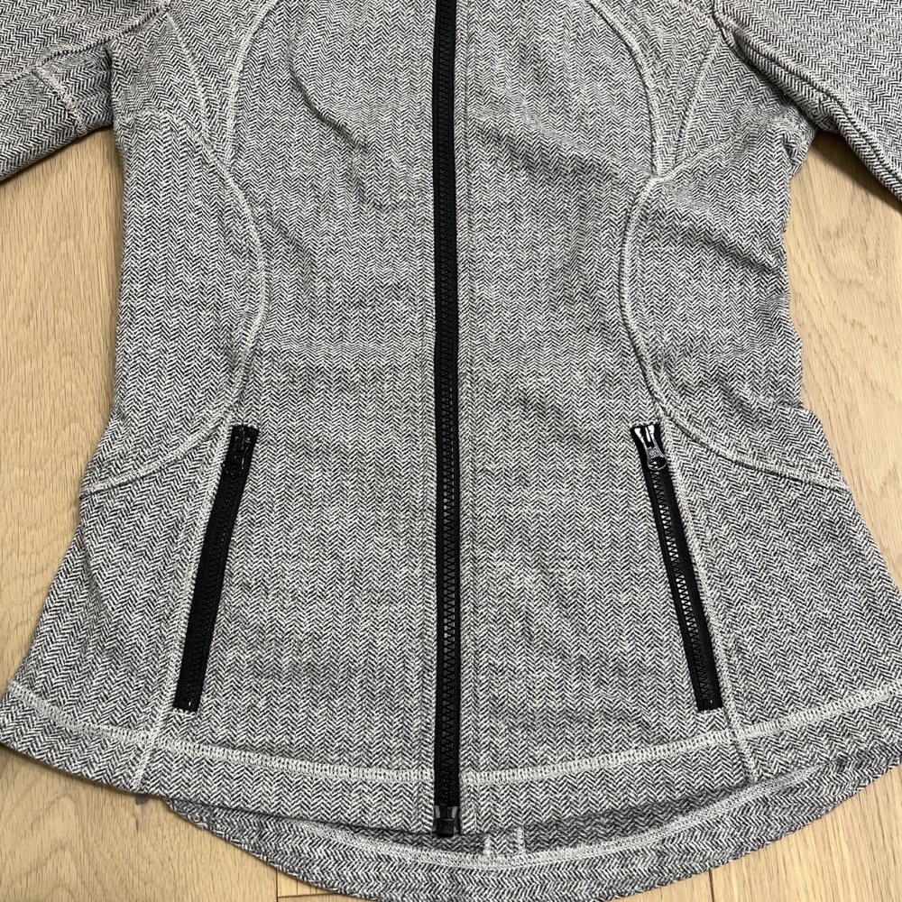 RARE LULULEMON GHOST HERRINGBONE Forme JACKET Gray/White - Picture 3 of 12